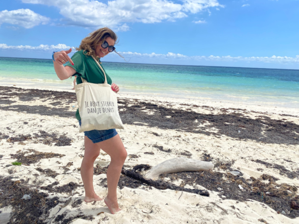 Totebag Sterker Dan Ik Strand